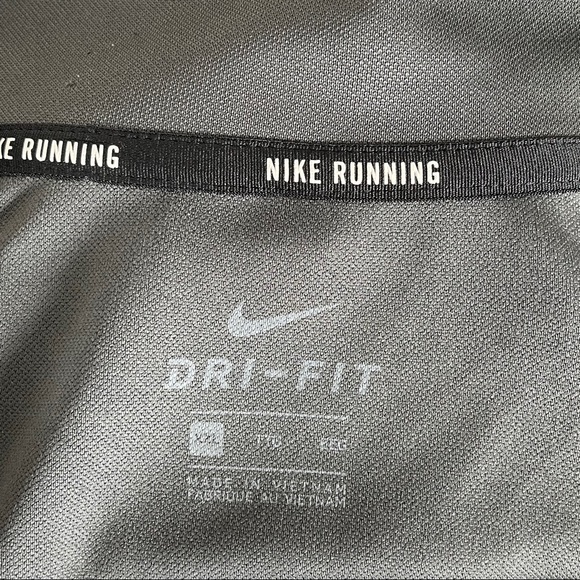 Nike Therma Fit Performance Pullover Quarter Zip - Picture 9 of 9